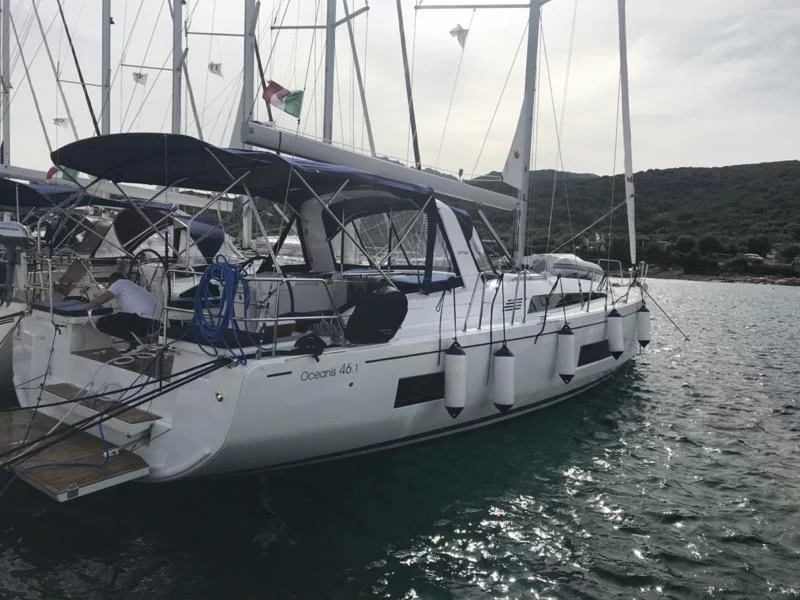 Oceanis 46.1 (5 cab) (Becrux)  - 7