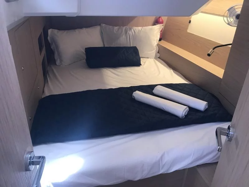 Oceanis 46.1 (5 cab) (Becrux)  - 1