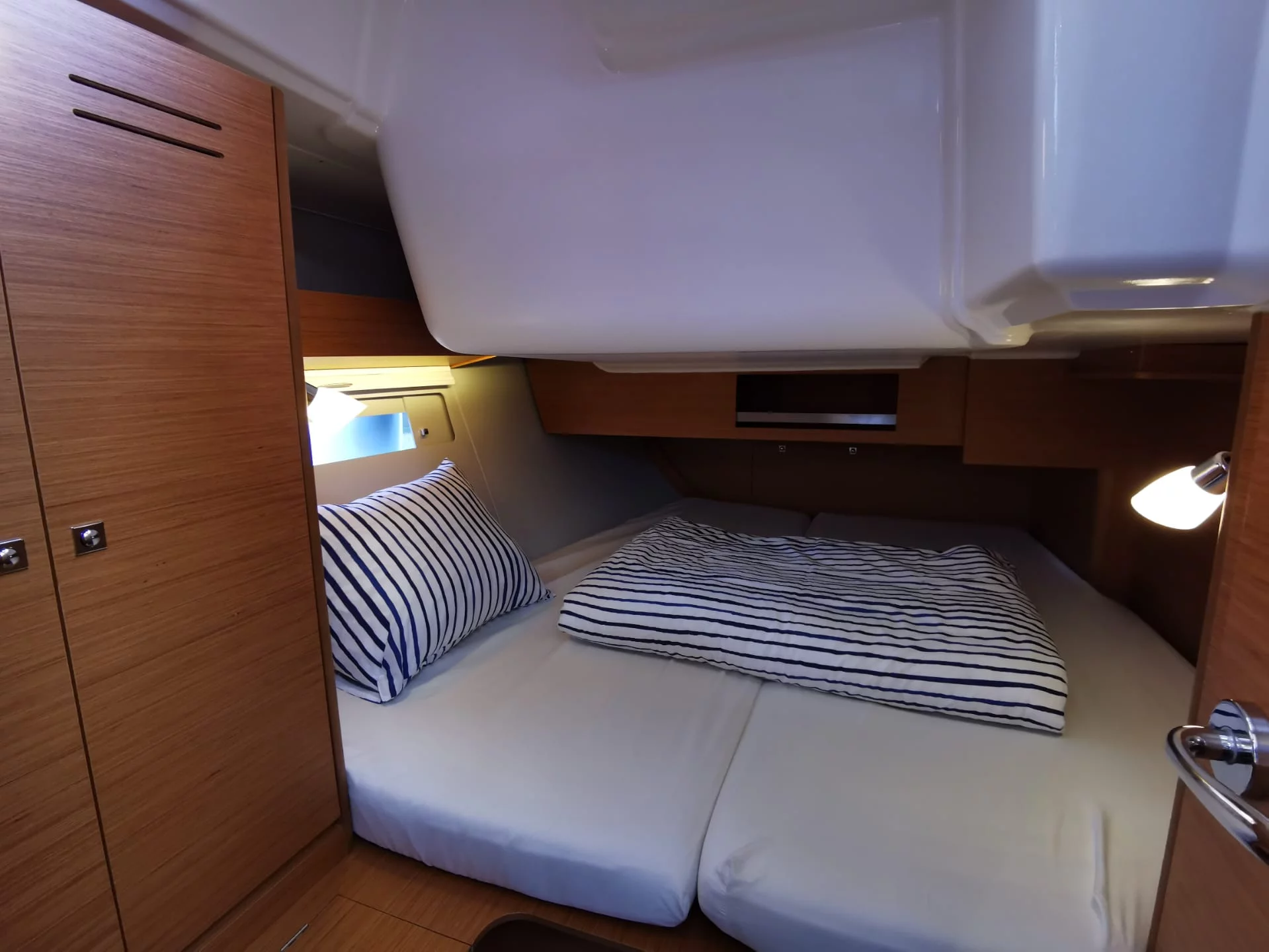 Dufour 390 Grand Large (Antares)  - 45