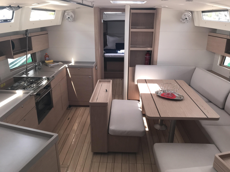 Photo #5 - Oceanis 46.1 (3 cab) (Altarf) en Portisco - 8570