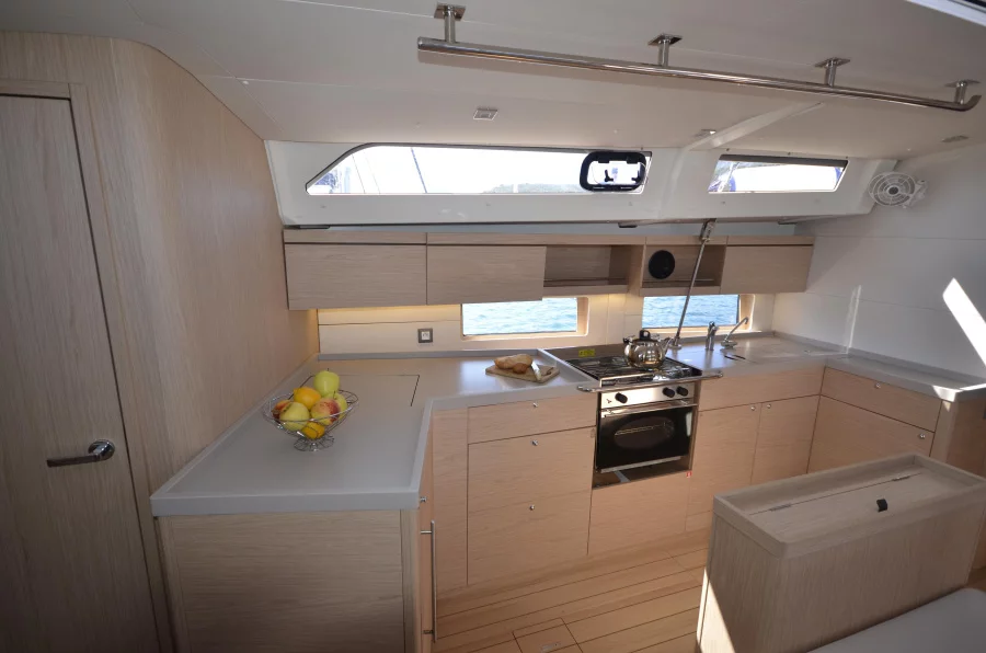 Oceanis 46.1 (3 cab) (Altarf)  - 2