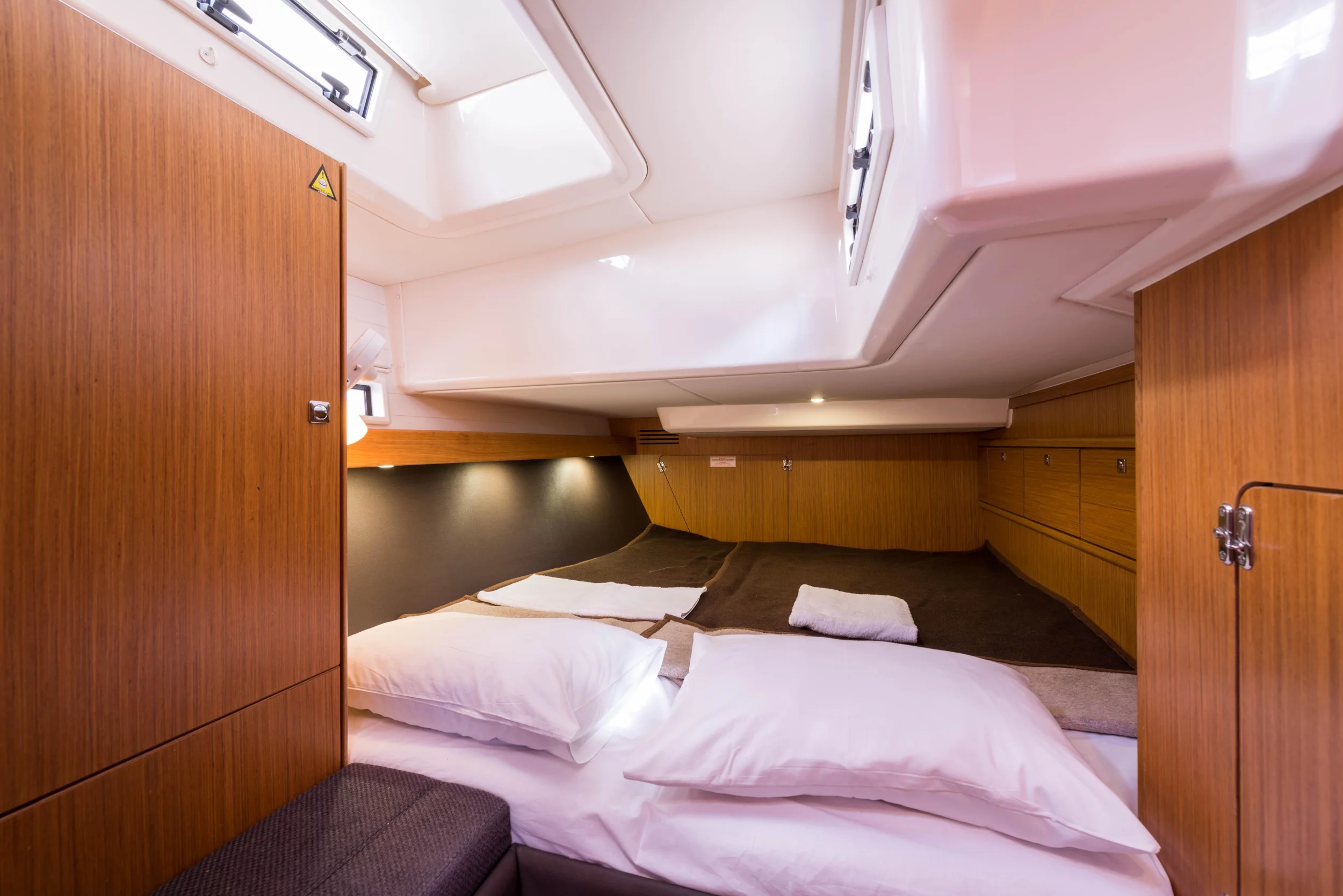 Bavaria Cruiser 56 (Breathless)  - 23