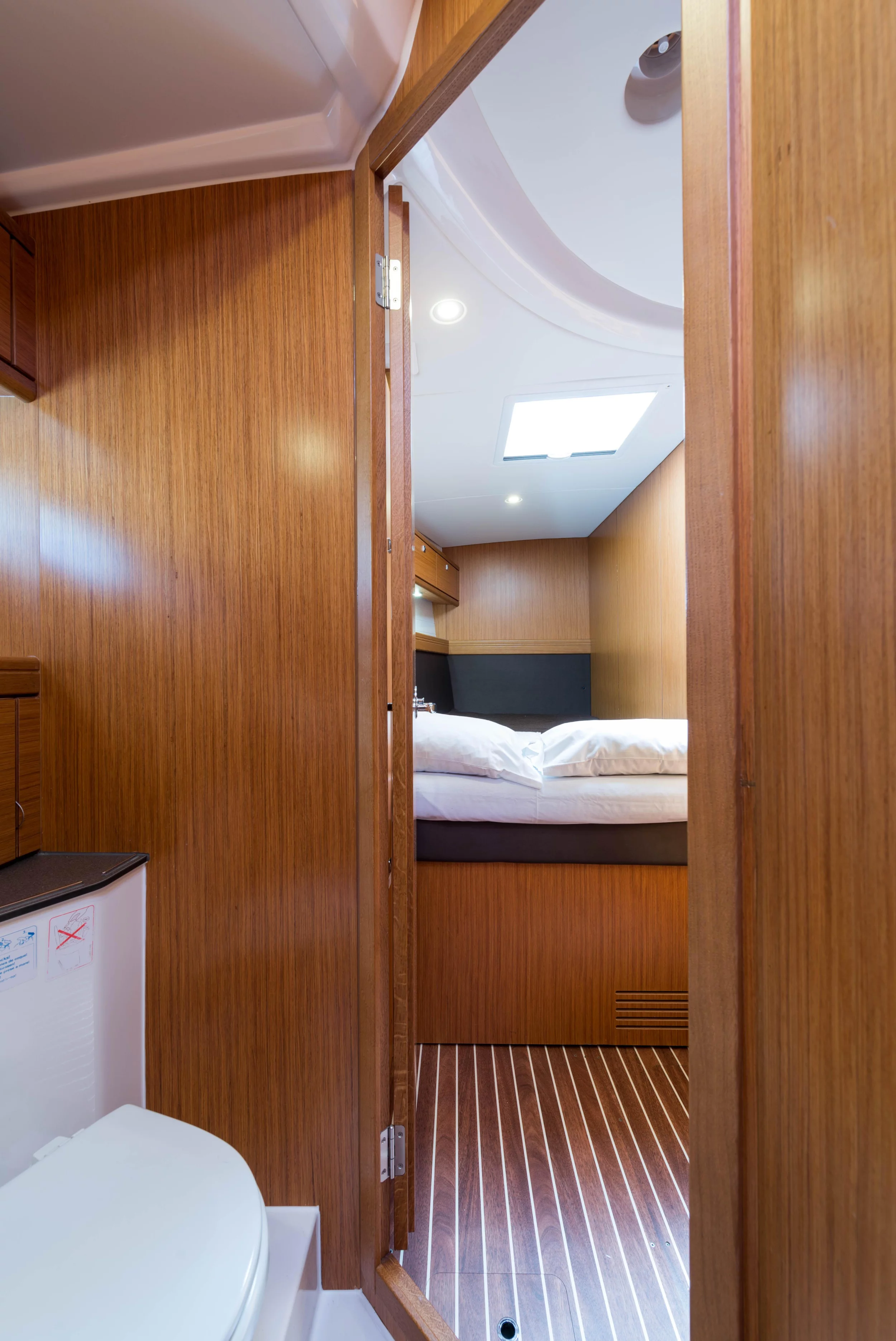 Bavaria Cruiser 56 (Breathless)  - 28