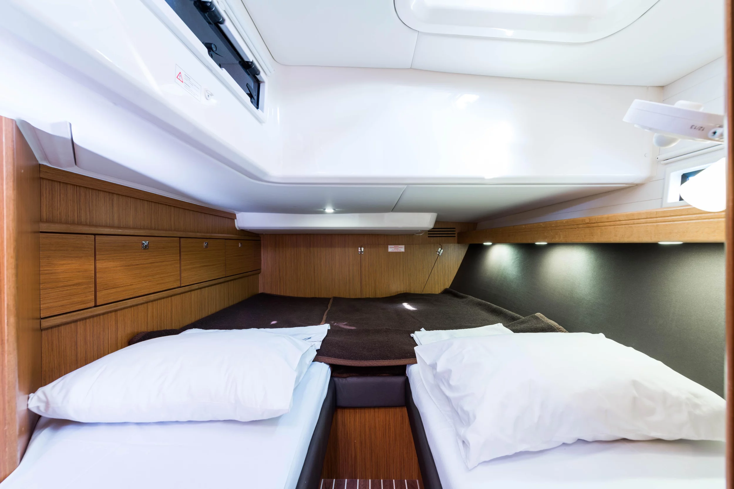 Bavaria Cruiser 56 (Breathless)  - 22
