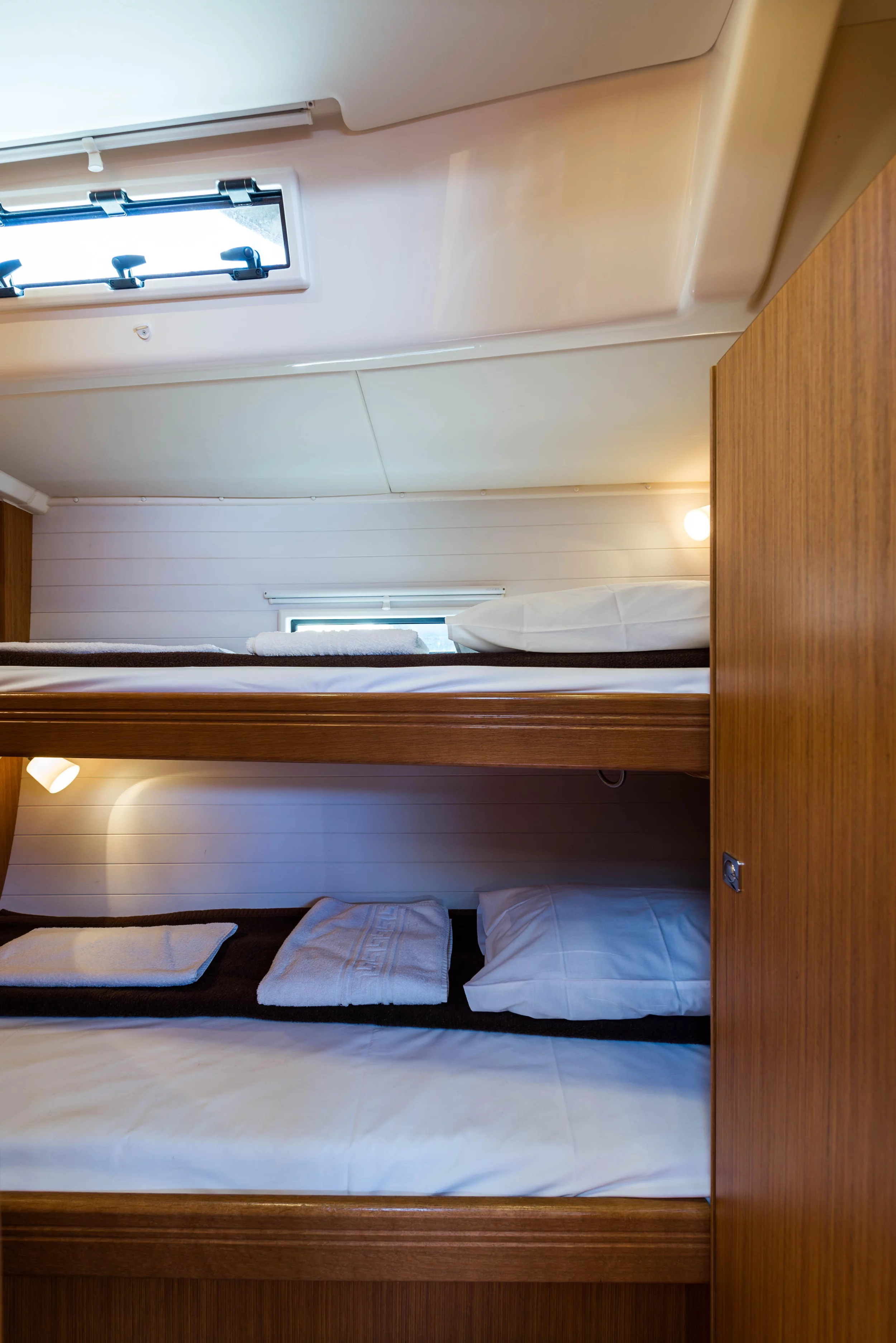 Bavaria Cruiser 56 (Breathless)  - 13