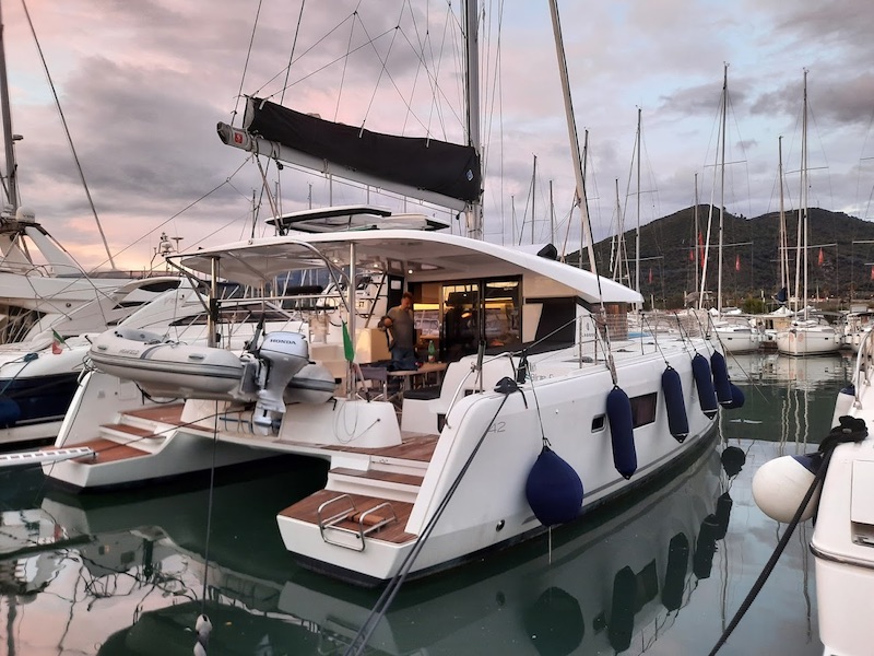 Photo #1 - Lagoon 42 (Blue Eyes (WM, Inverter, Fans)) en Portorosa - 11414