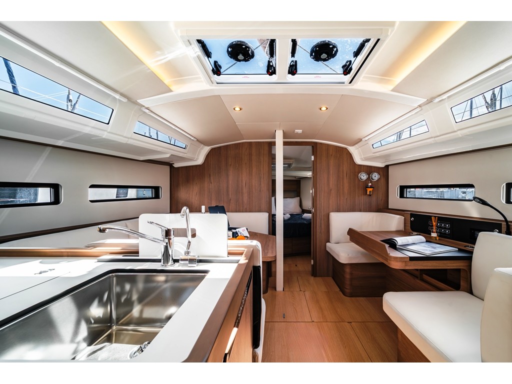 Sun Odyssey 415 — photo 4