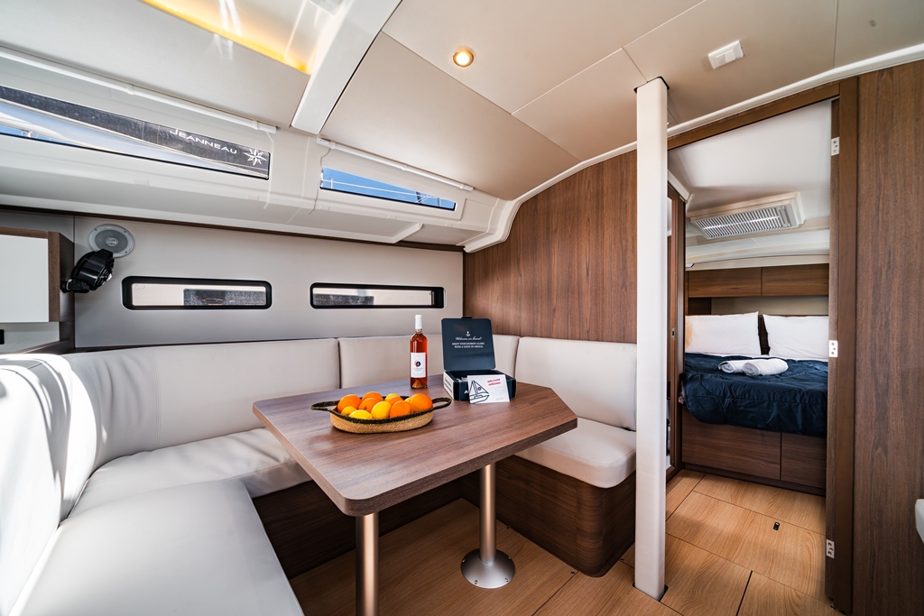 Sun Odyssey 415 — photo 13