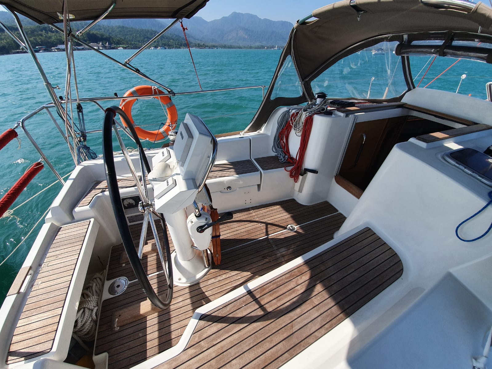 Photo #2 - Sun Odyssey 33i (Aqua) in Koh Chang - 8458