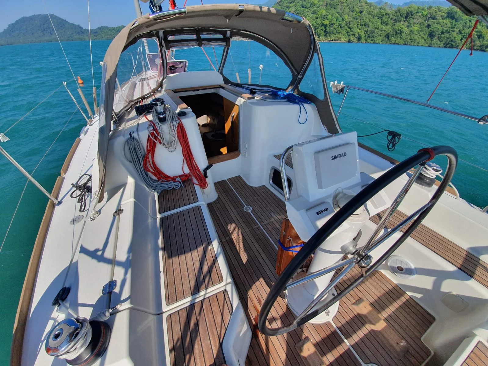 Sun Odyssey 33i (Aqua)  - 10