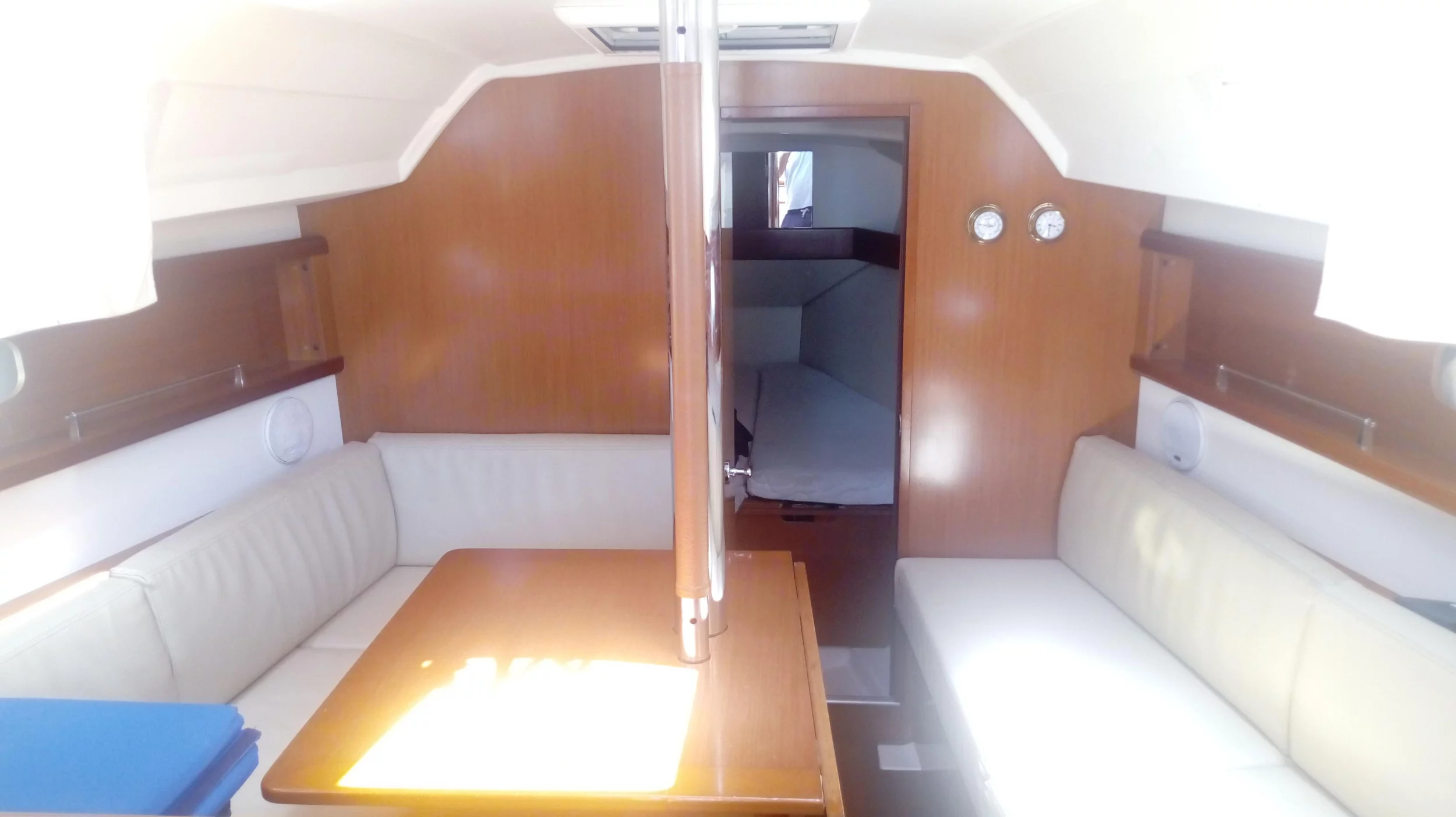 Oceanis 31 (TRIZONIA)  - 10