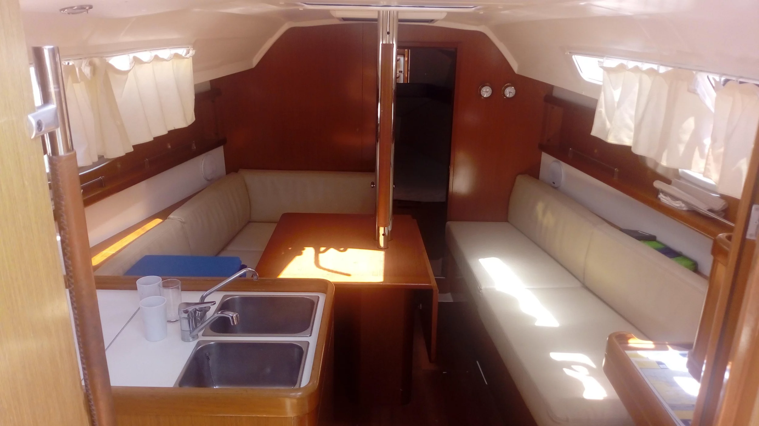 Oceanis 31 (TRIZONIA)  - 13