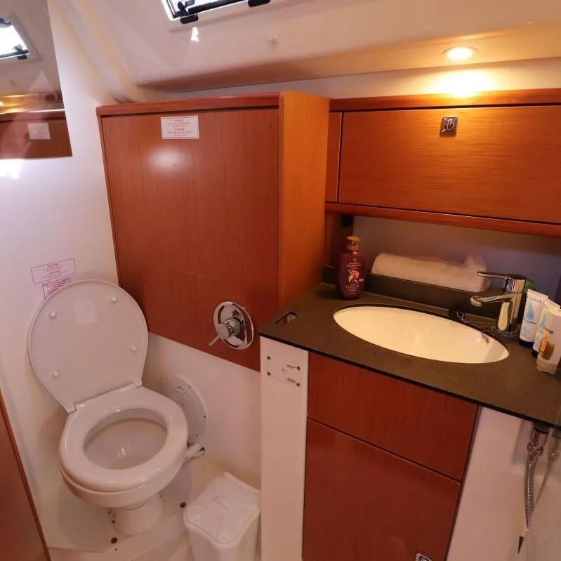 Bavaria Cruiser 51 (Euphoria ())  - 10