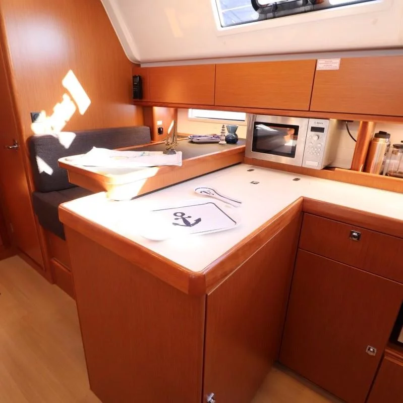 Bavaria Cruiser 51 (Euphoria ())  - 18