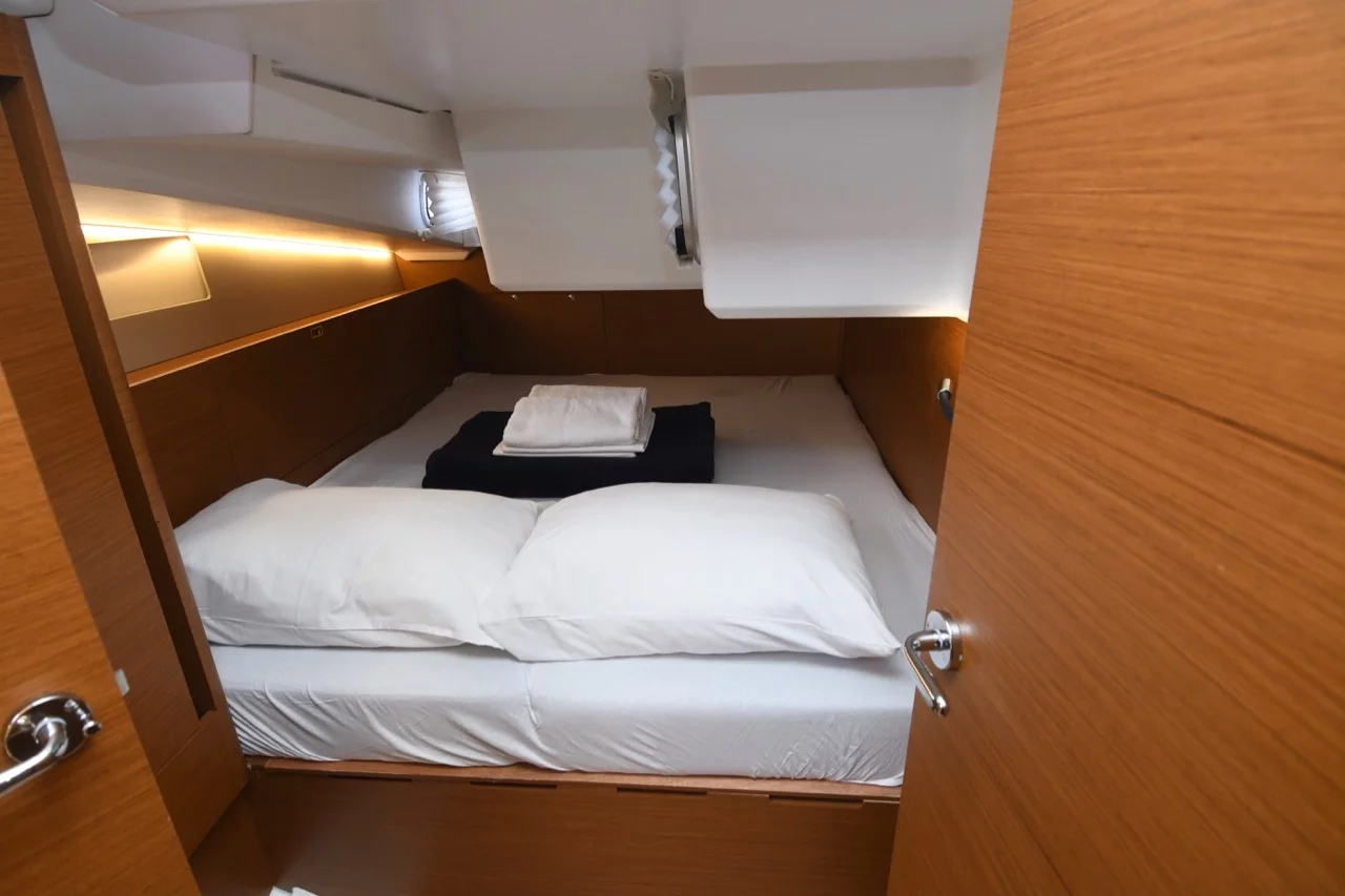 Sun Odyssey 490 "LUXE" (Caruso)  - 2