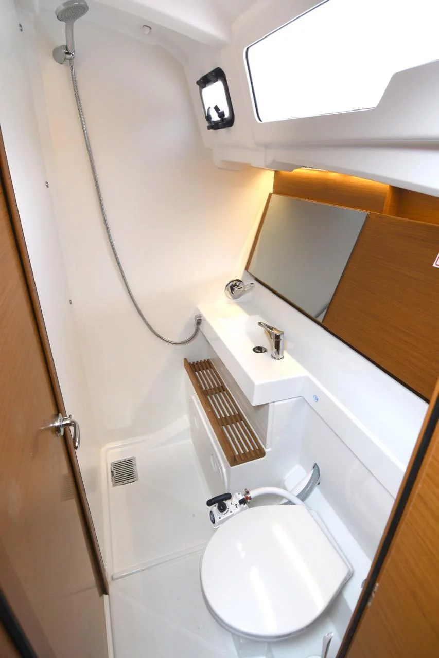 Sun Odyssey 490 "LUXE" (Caruso)  - 7