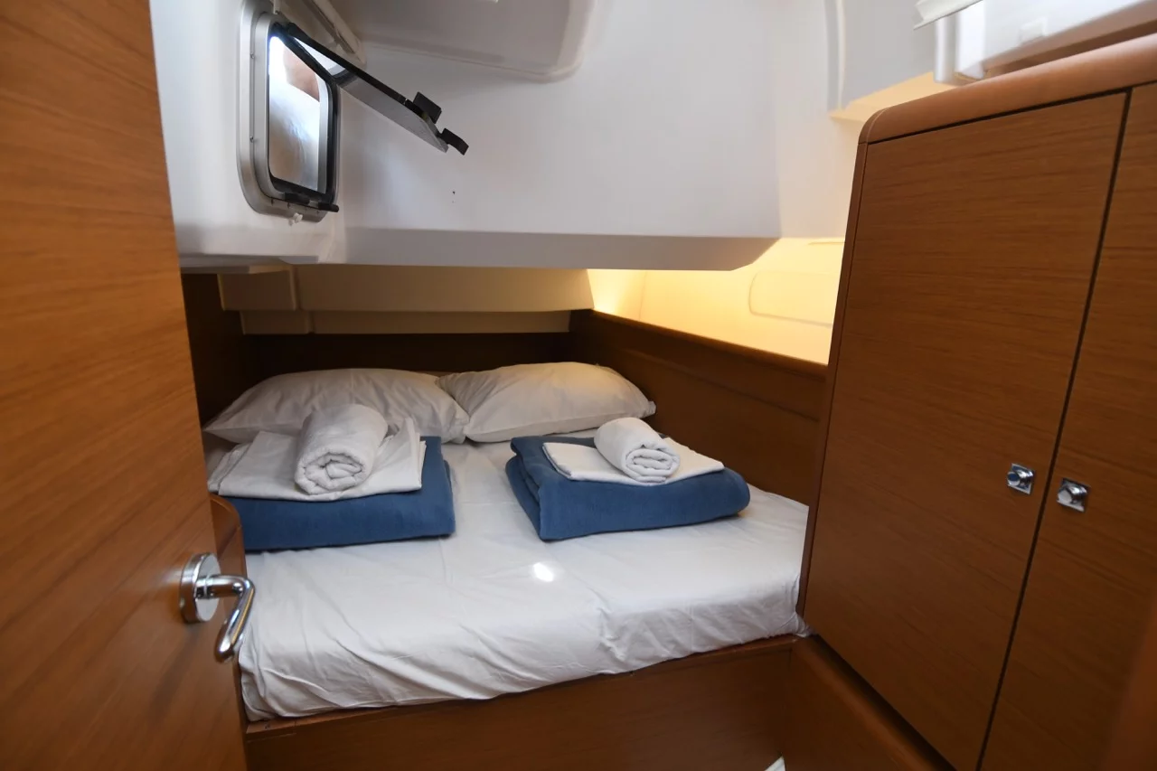 Sun Odyssey 419 (Euros)  - 5