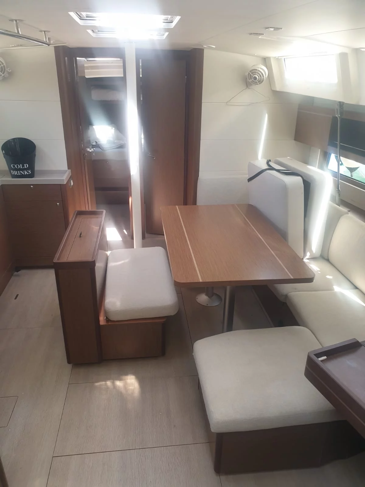Oceanis 46.1 (Raluca)  - 12