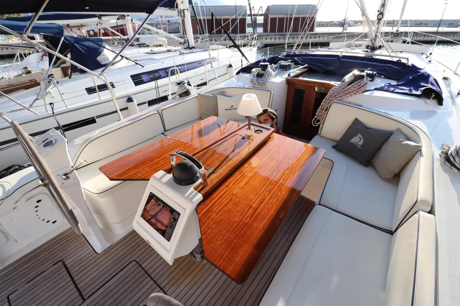 Bavaria Cruiser 46 (Angelofe)  - 11