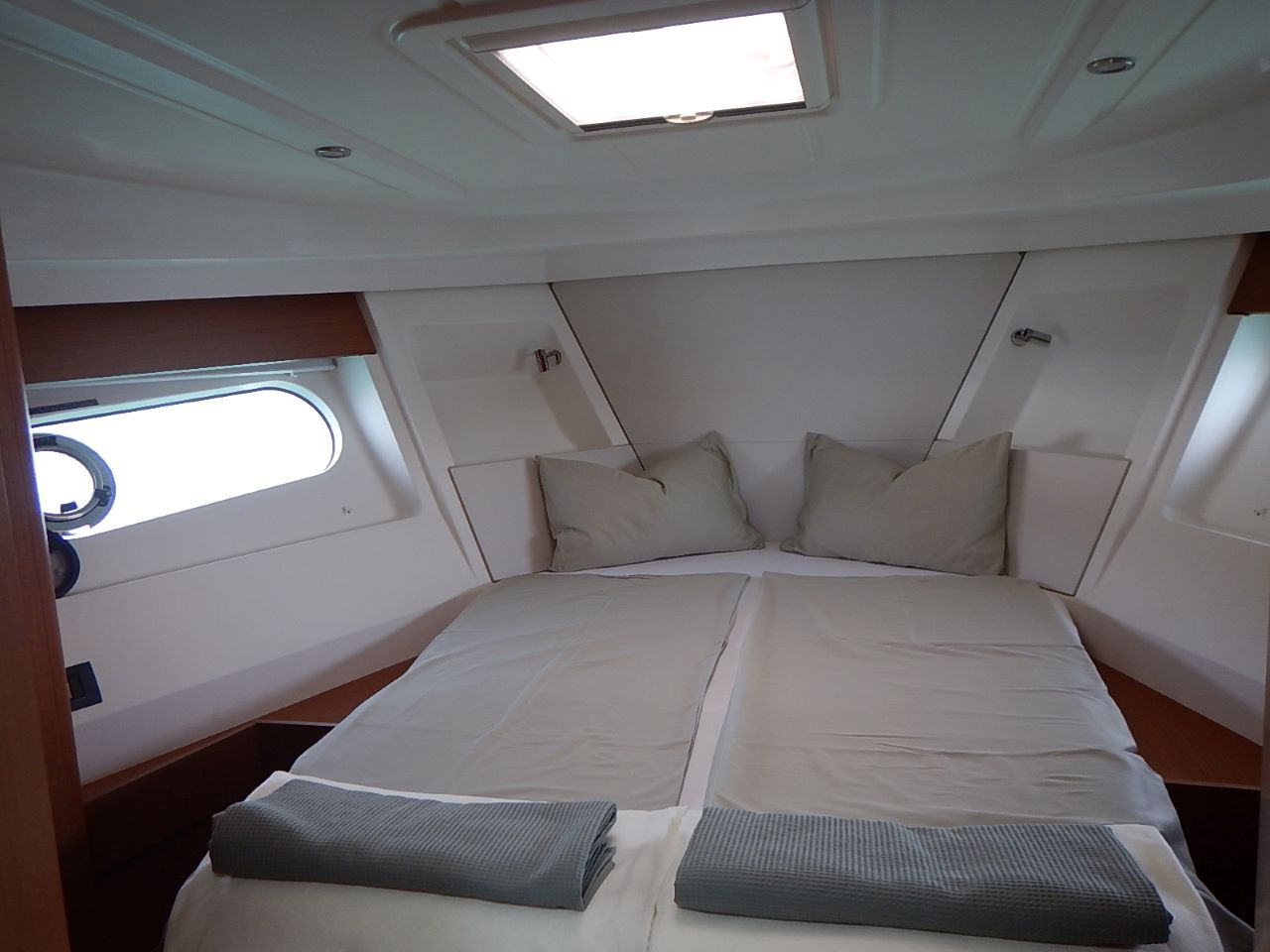 Swift Trawler 35 — photo 7