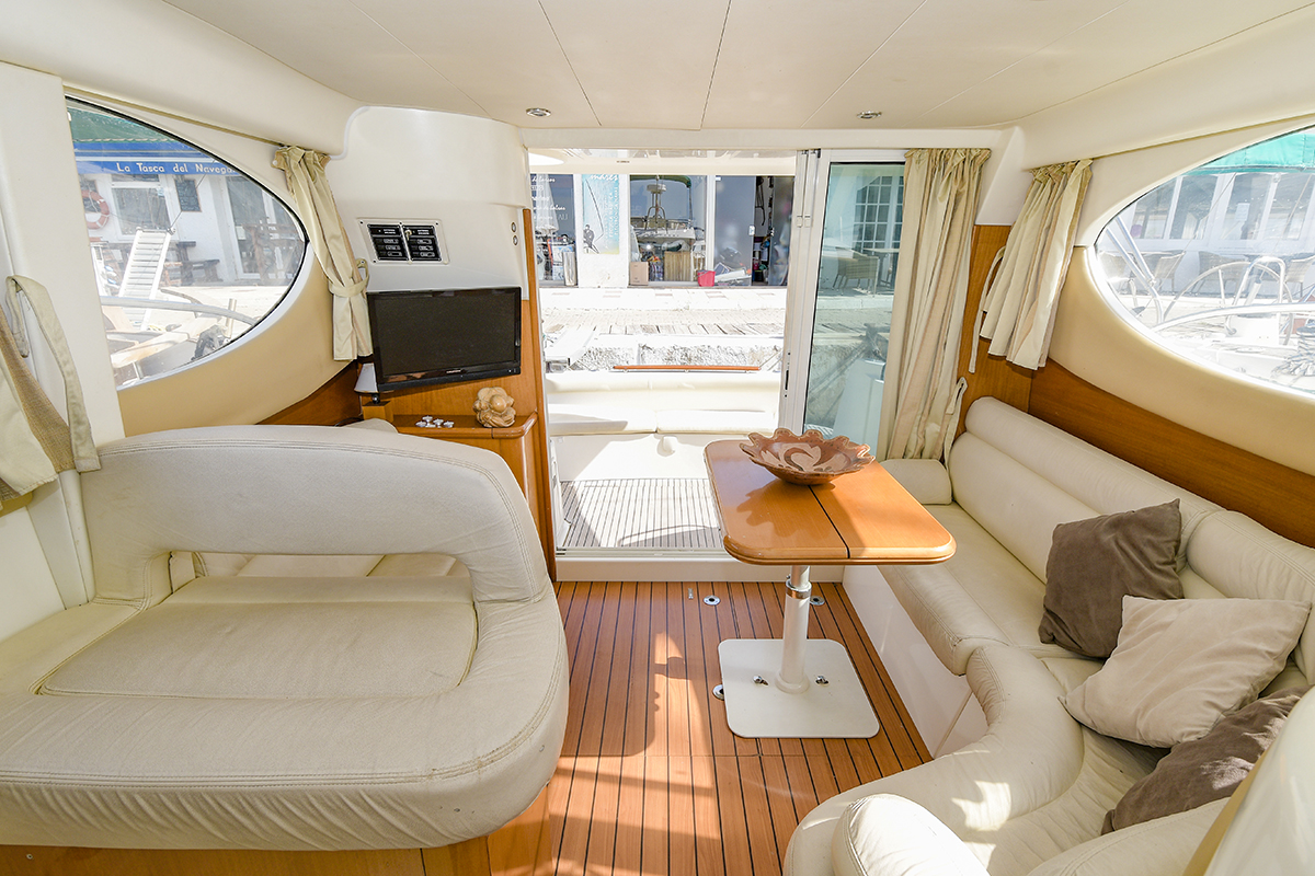 Photo #5 - Prestige 32 (Kazan I) in Barсelona - 20220