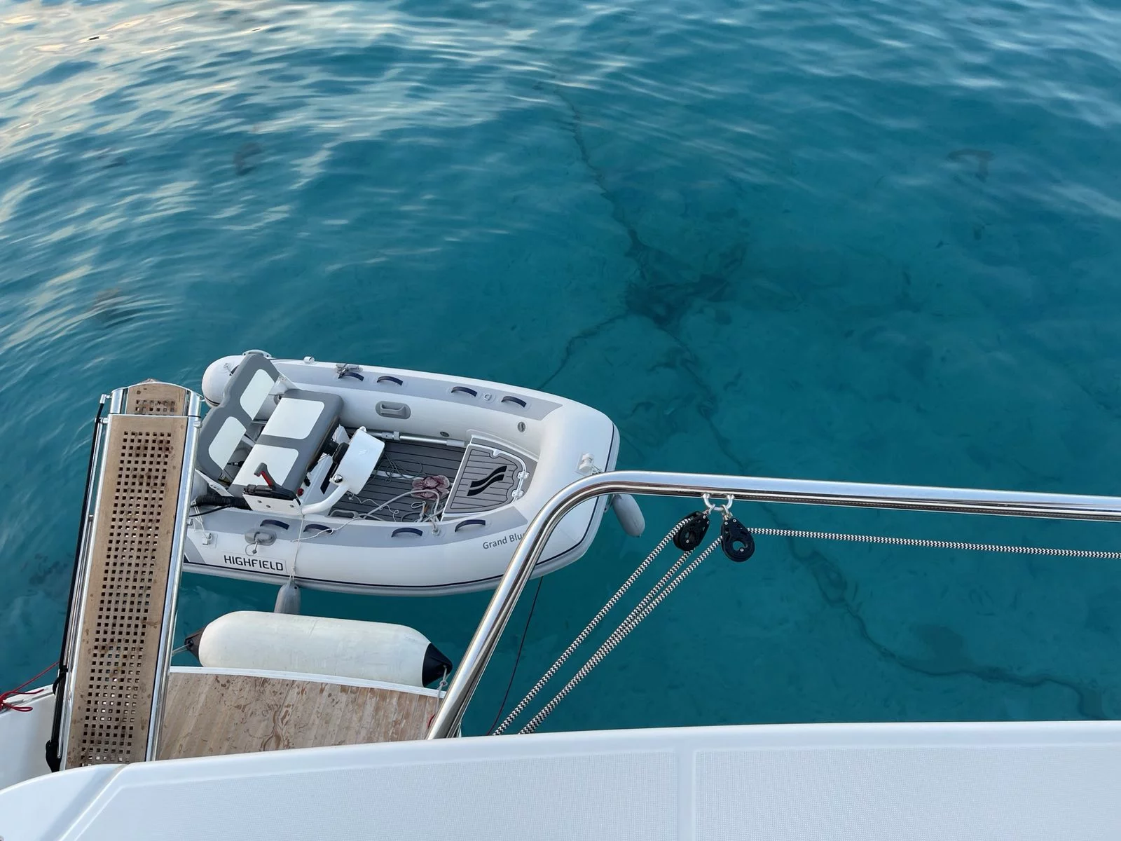 Lagoon 46 (Grand Blue)  - 12