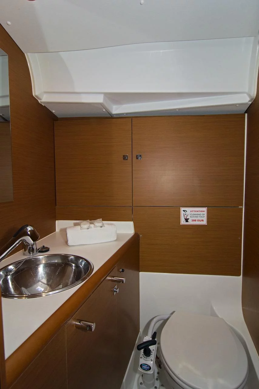 Sun Odyssey 419 (Dorado)  - 9