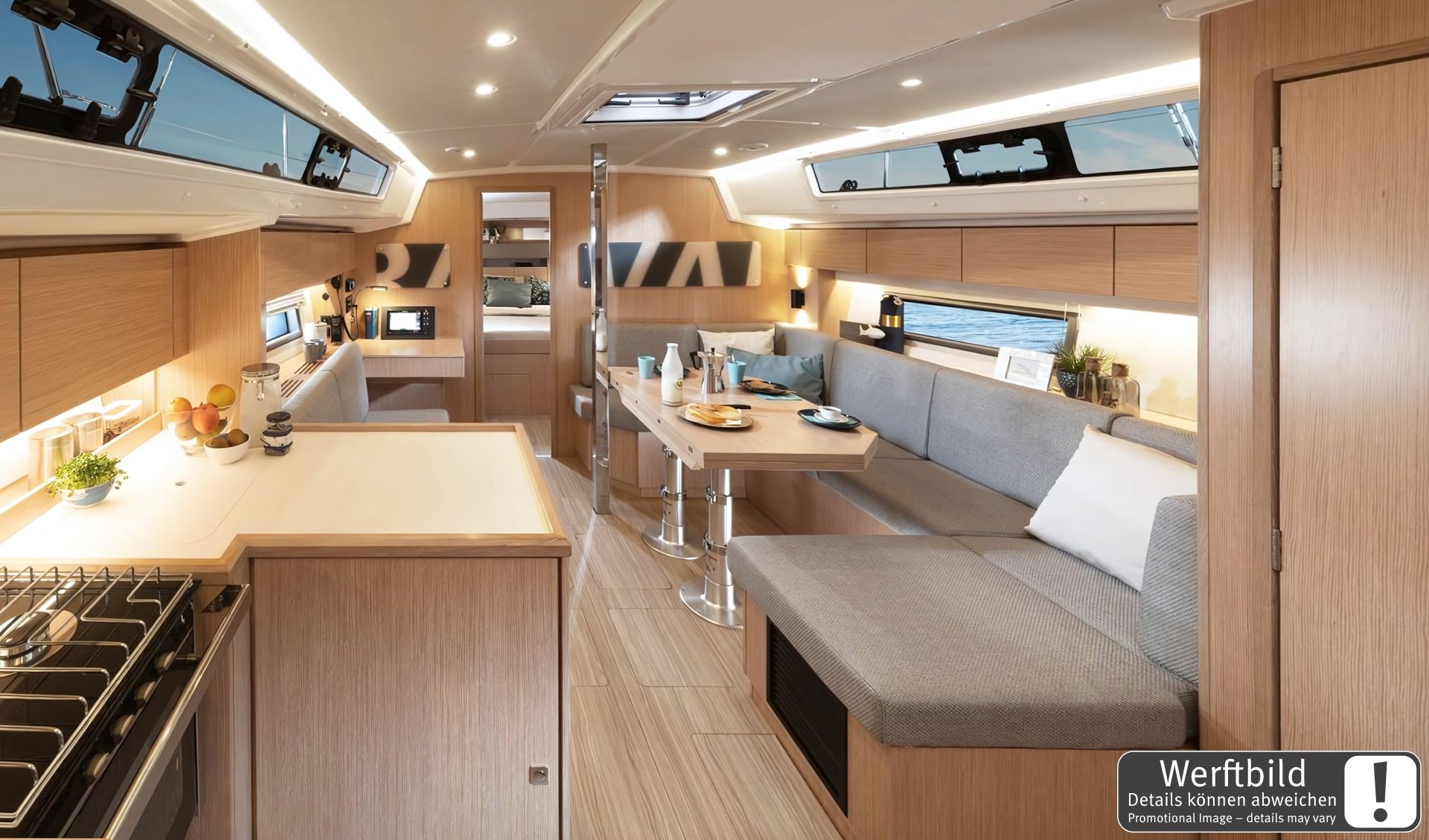 Bavaria C42 — photo 15
