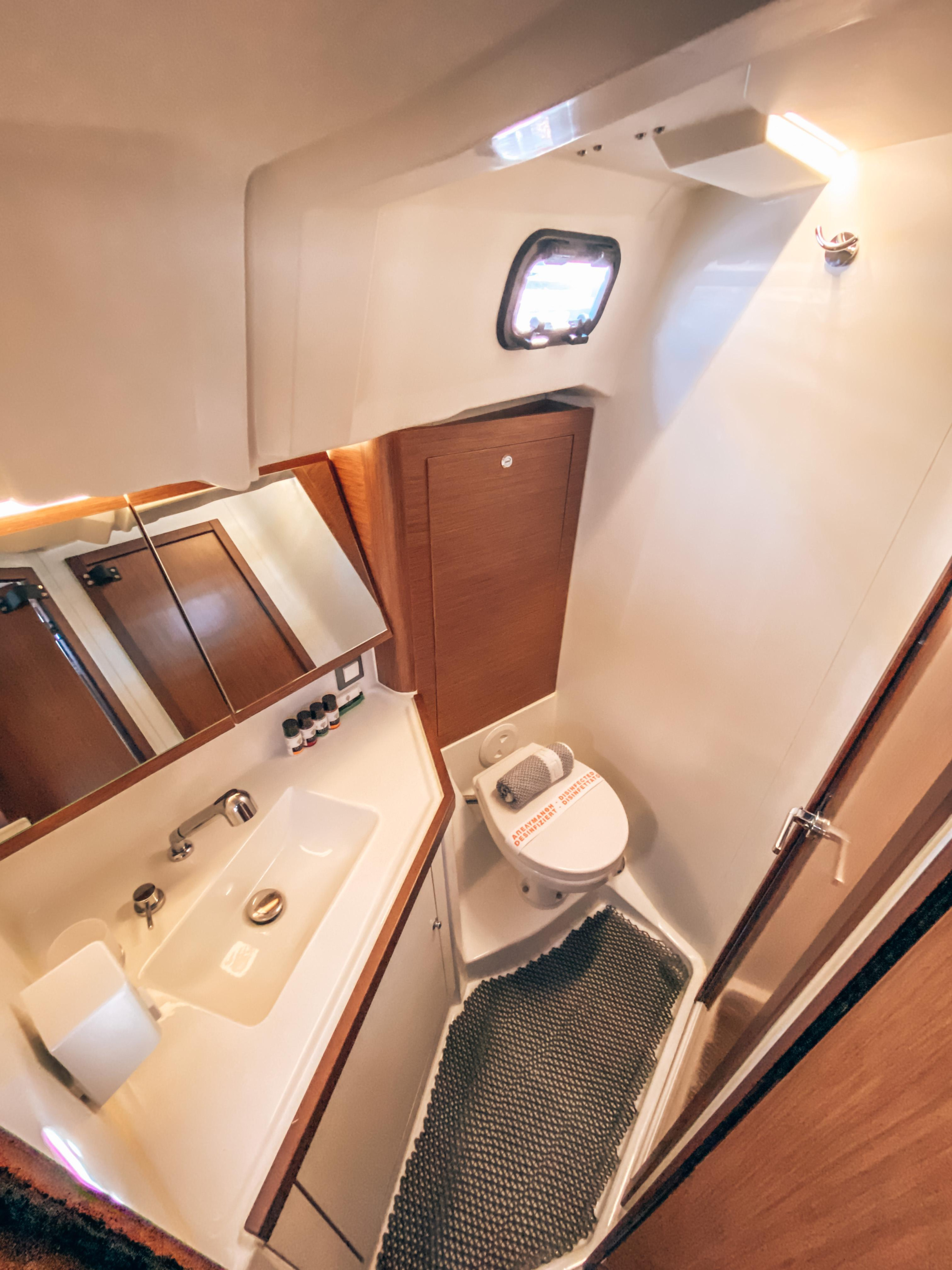 Photo #2 - Oceanis 46.1 (WHISPER) in Athens - 9901