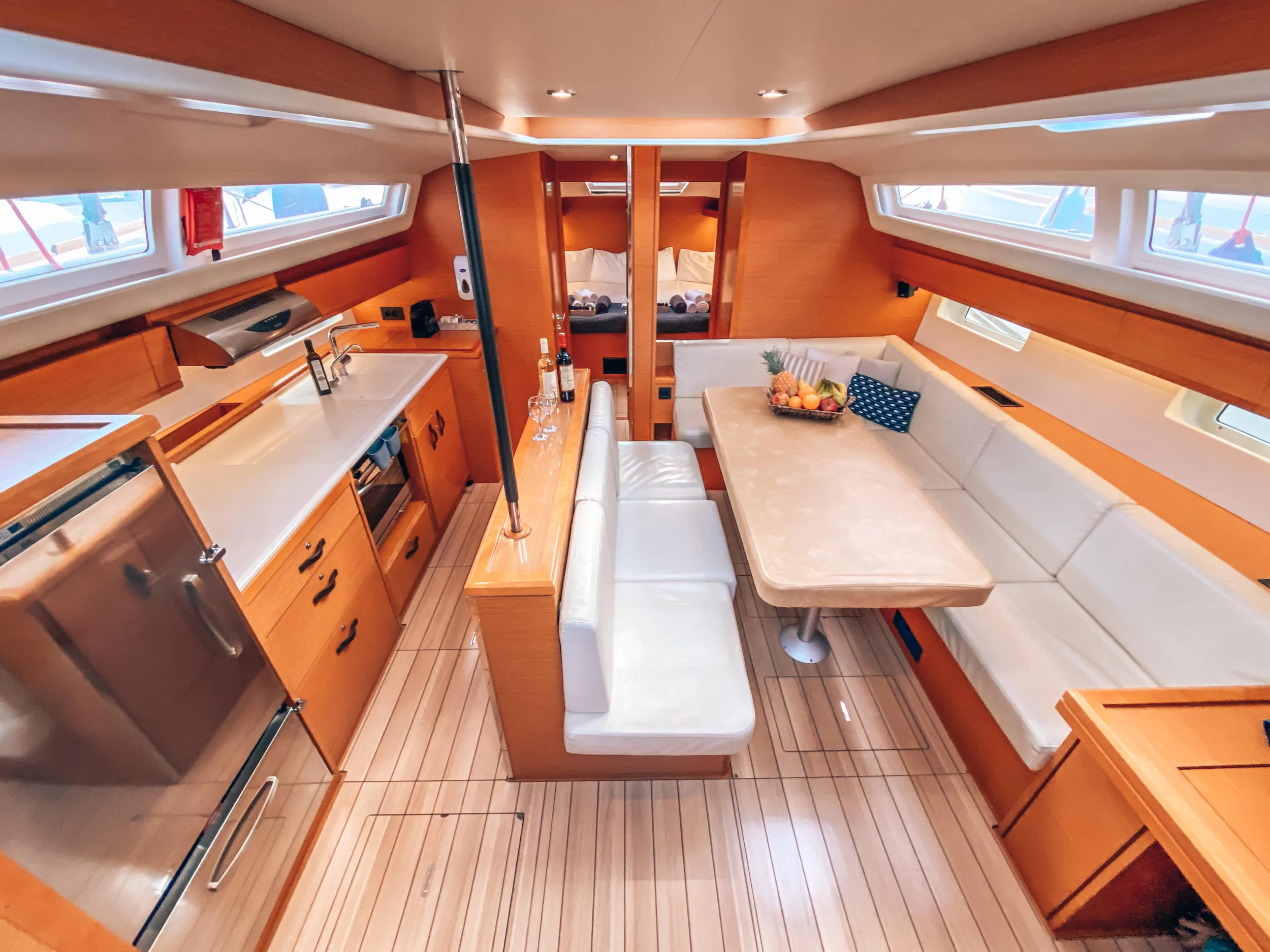 Jeanneau 54 (Sea Force) Interior image - 14