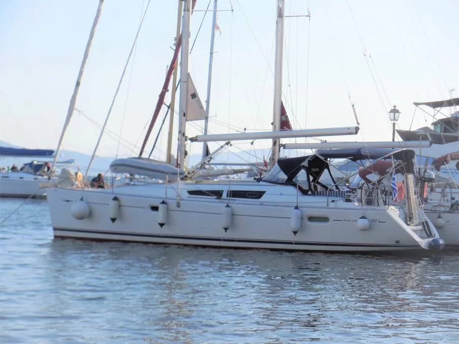 Sun Odyssey 39i (Sonia)  - 1