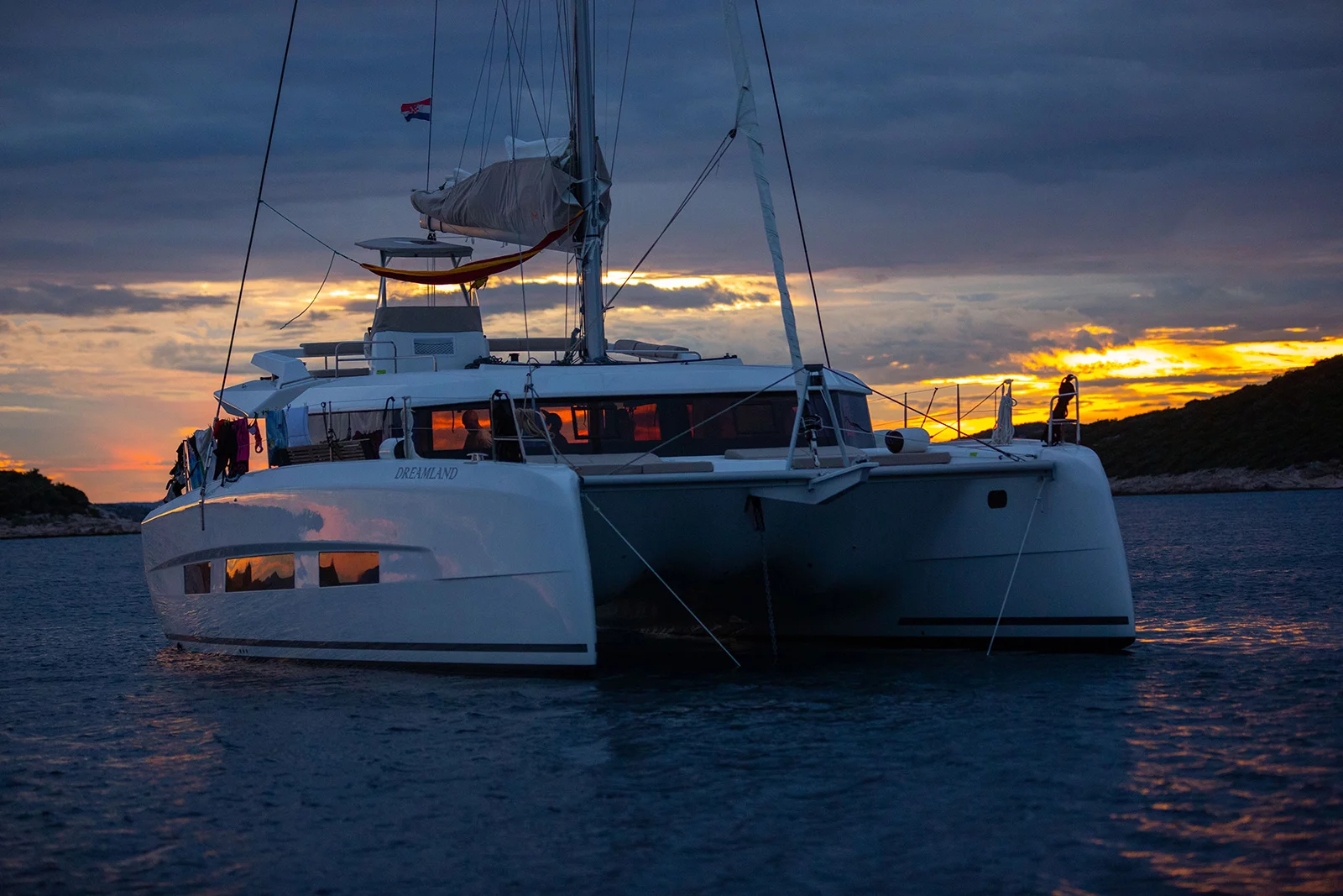 Dufour Catamaran 48 (SEAVEN)  - 18