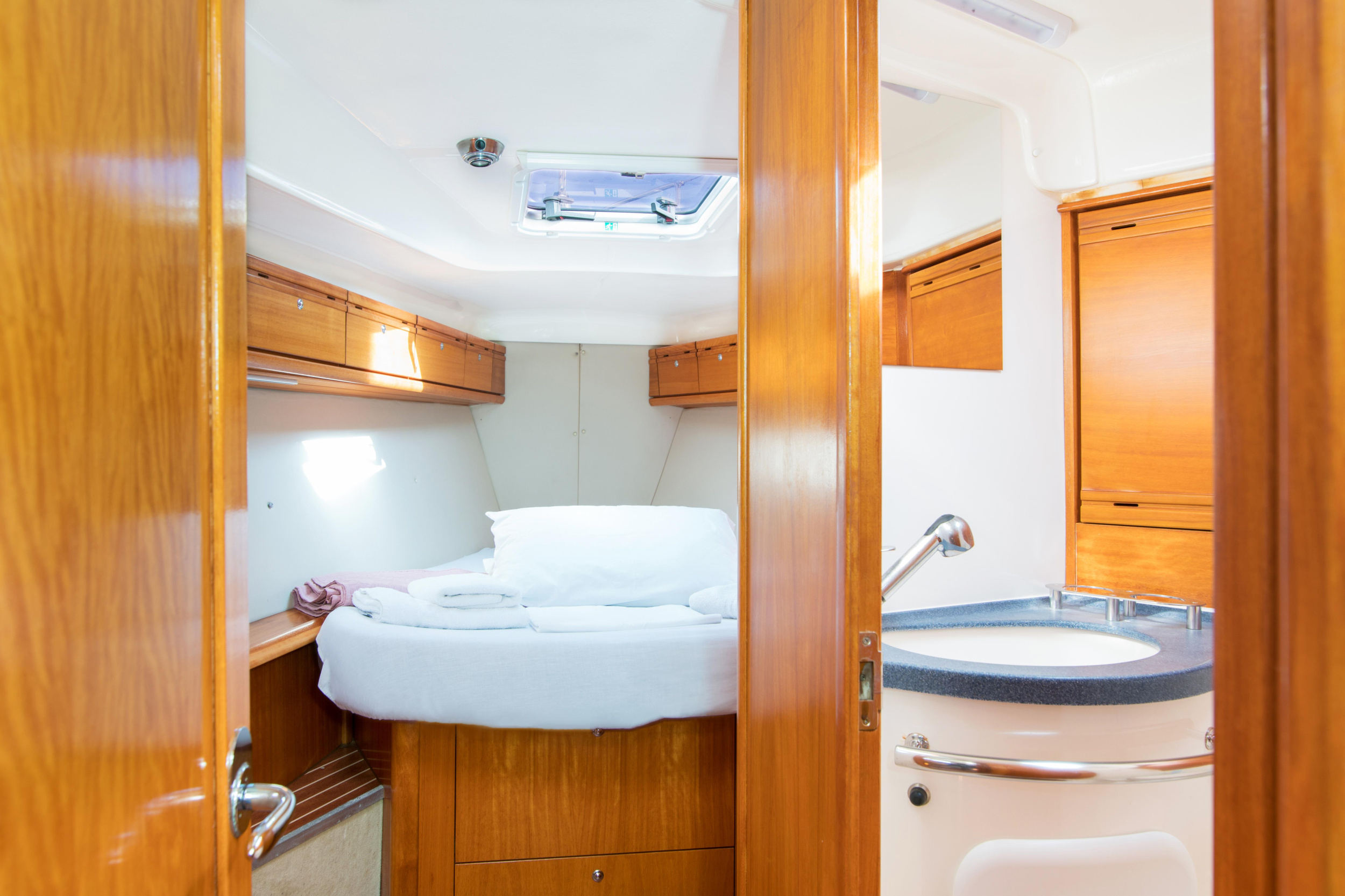 Photo #10 - Bavaria 40 Cruiser (Madrugada) en Corfú - 8805
