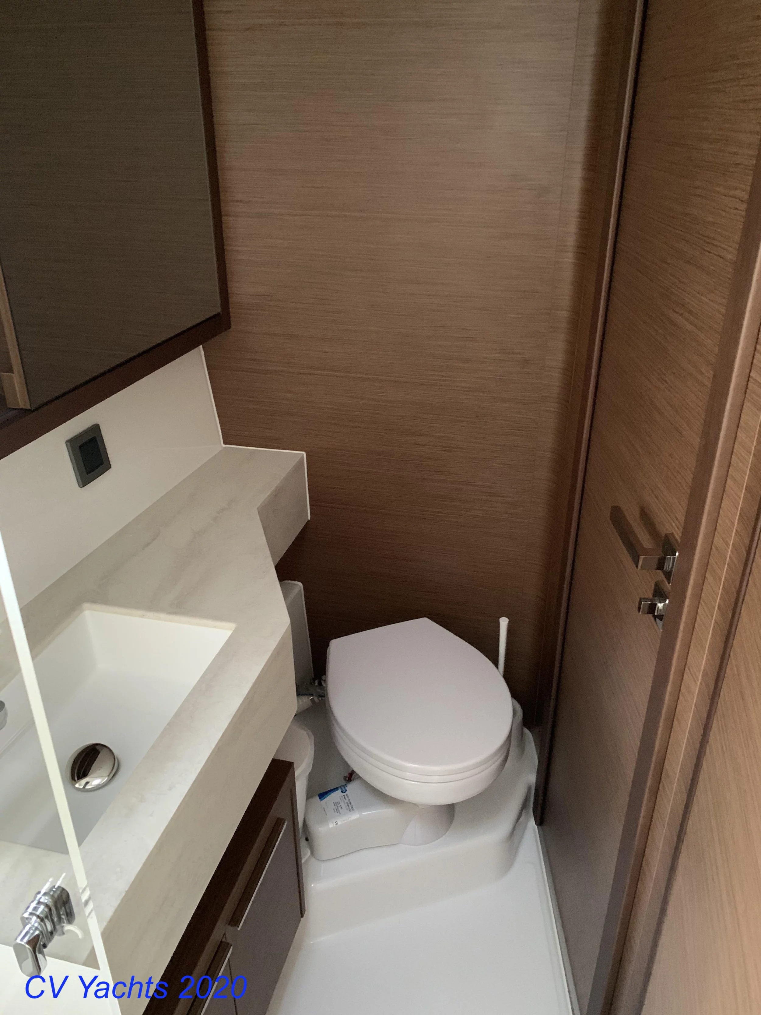 Lagoon 46 (Diamond Seas)  - 9