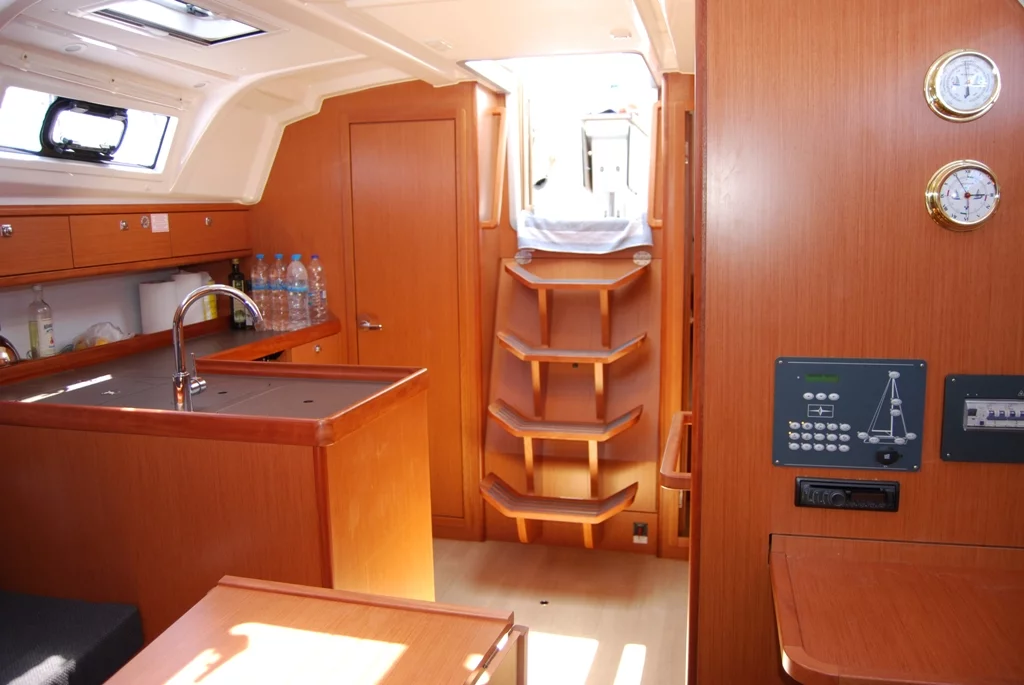 Bavaria Cruiser 37 (Anemos)  - 4