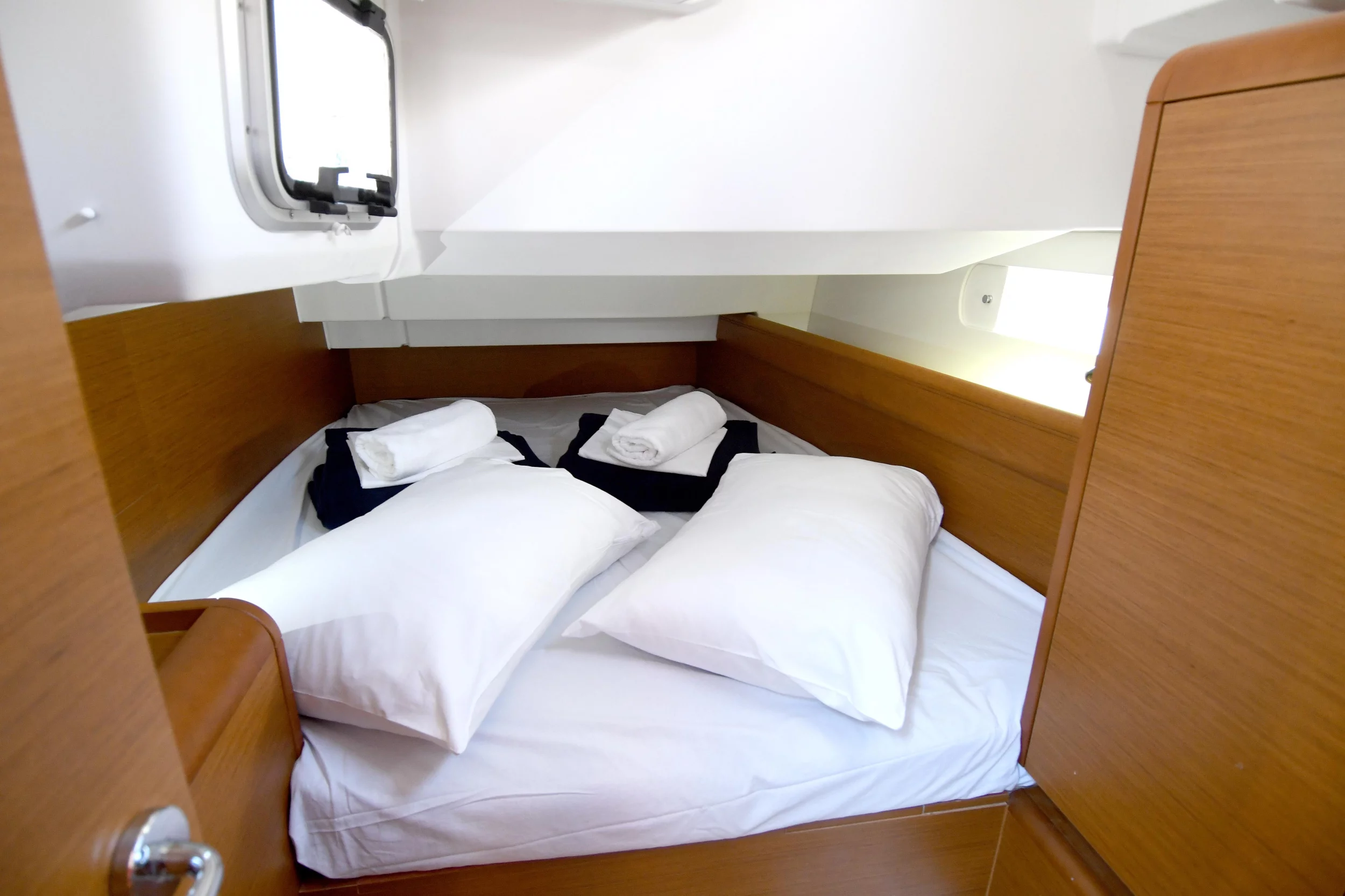 Sun Odyssey 419 (Kiss Kiss)  - 2