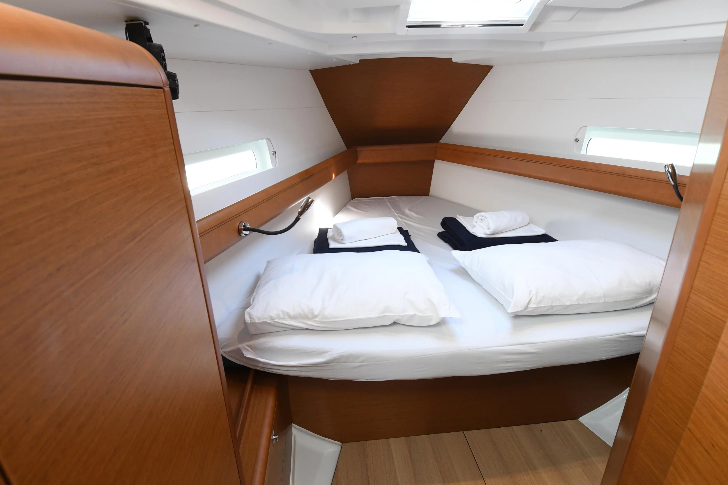 Sun Odyssey 419 (Kiss Kiss)  - 12