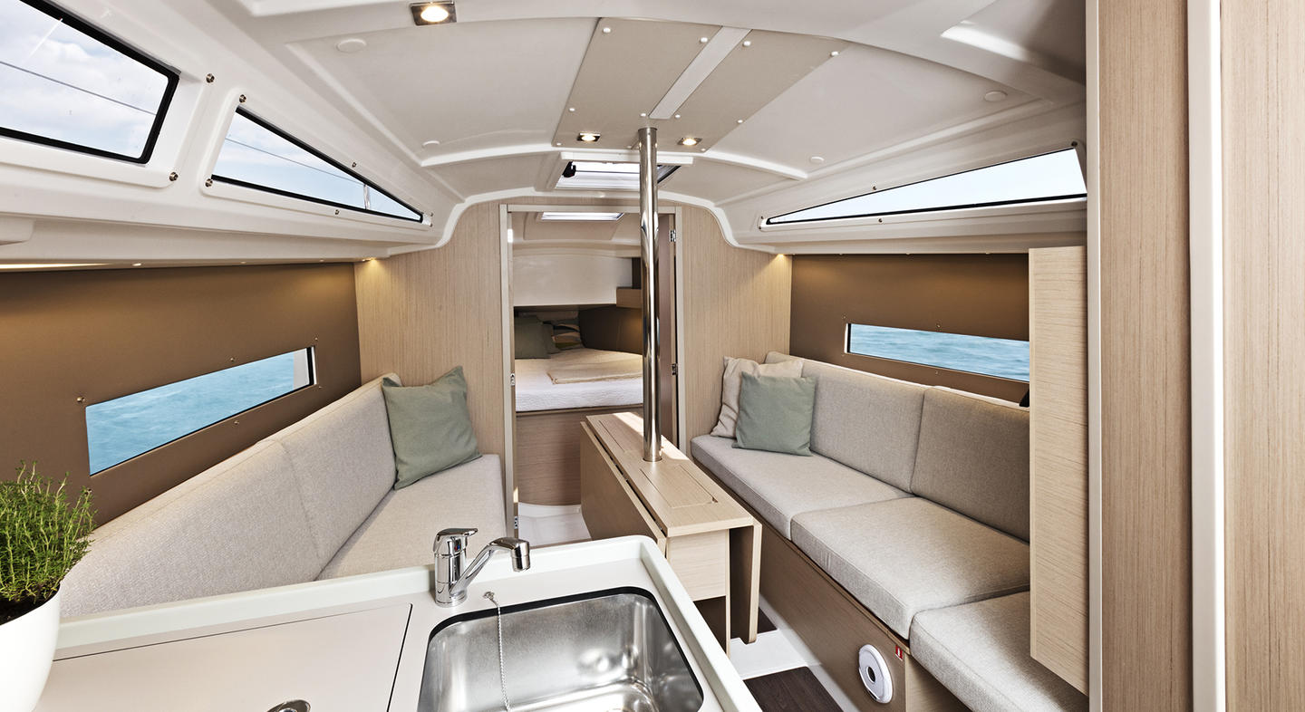 Photo #2 - Oceanis 30.1 (Giugi) in Portorosa - 16570