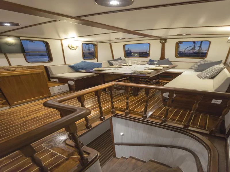 Greek Motorsailer (Cosmos) Interior image - 45