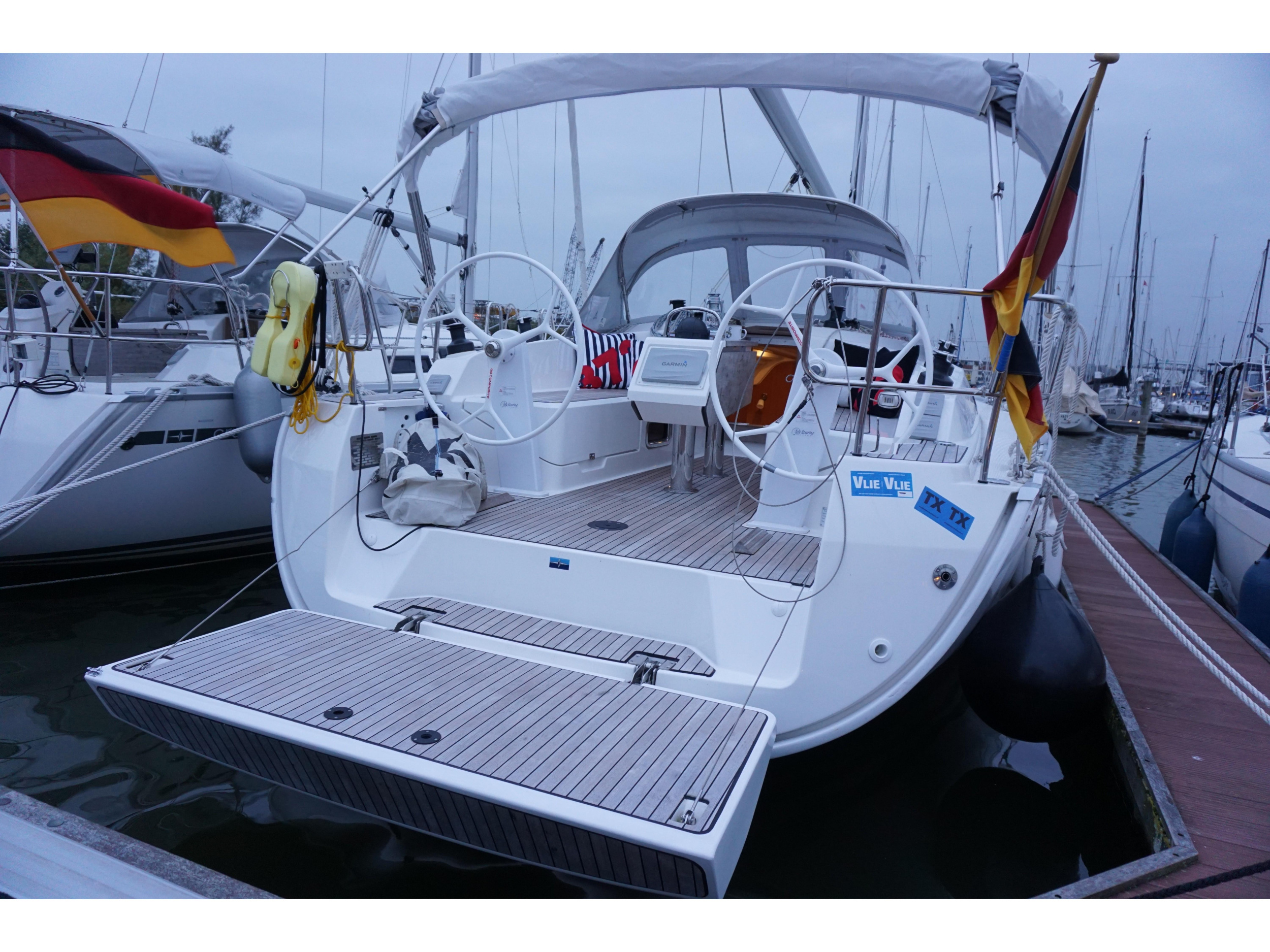 Photo #1 - Bavaria Cruiser 37 (Aventura) in Lemmer - 6992