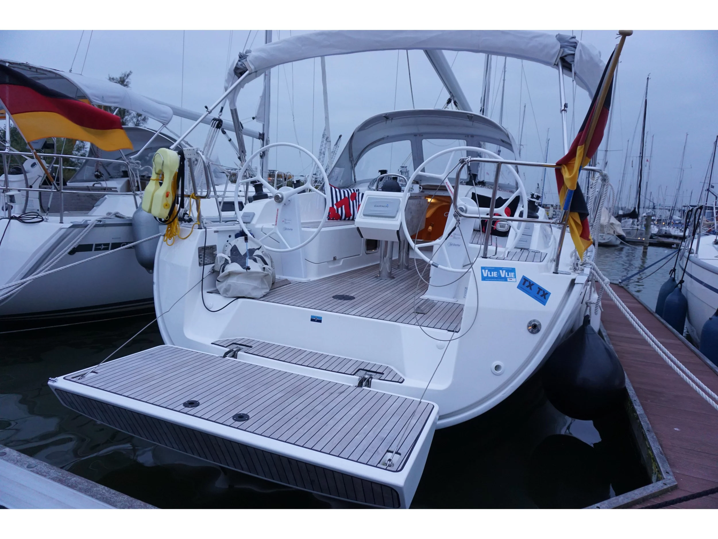 Bavaria Cruiser 37 (Aventura) Main image - 0