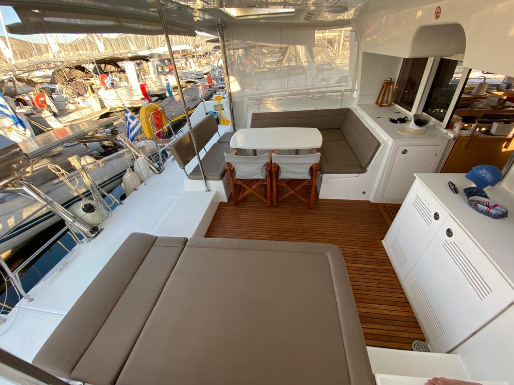 Photo #2 - Lagoon 450F (AEROPI |⛵ VIP, Skippered Only, Watermaker, , AC, BBQ) en Lefkada - 17497