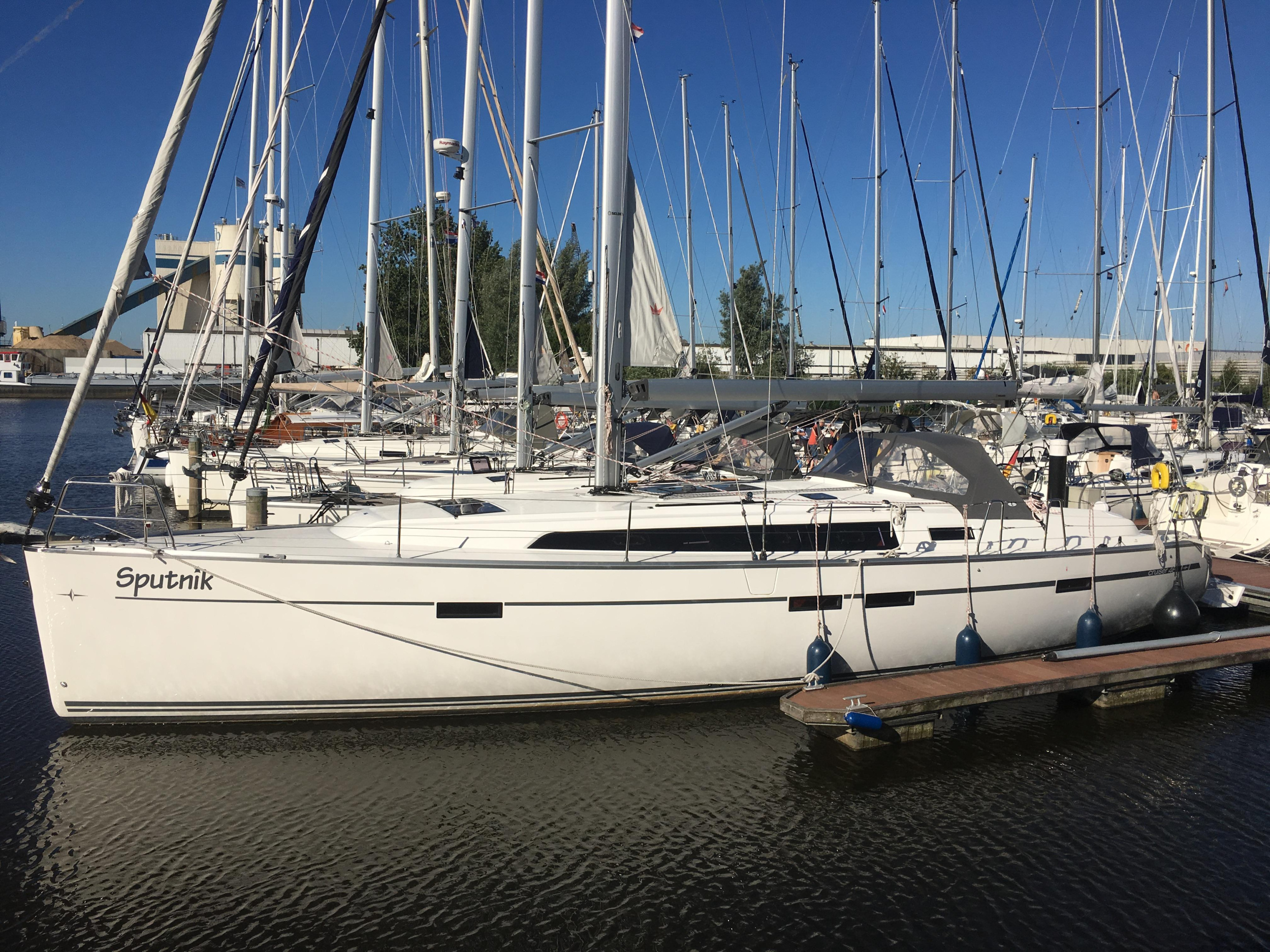 Photo #1 - Bavaria Cruiser 46 (Sputnik) in Lemmer - 7000