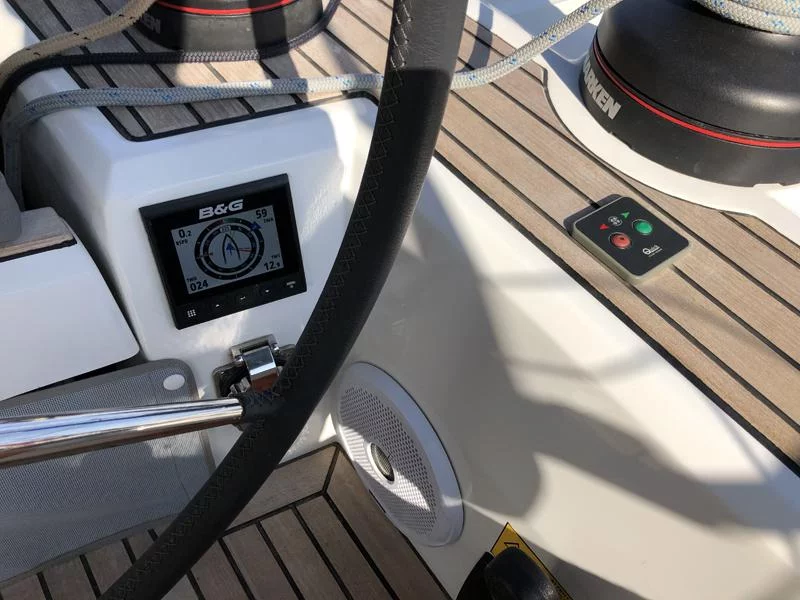 Oceanis 51.1 (Salt Water ( - - Inverter - 12 pax))  - 19
