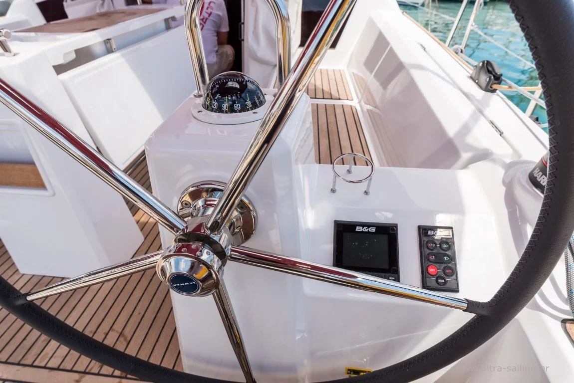Oceanis 35.1 (BELA)  - 28