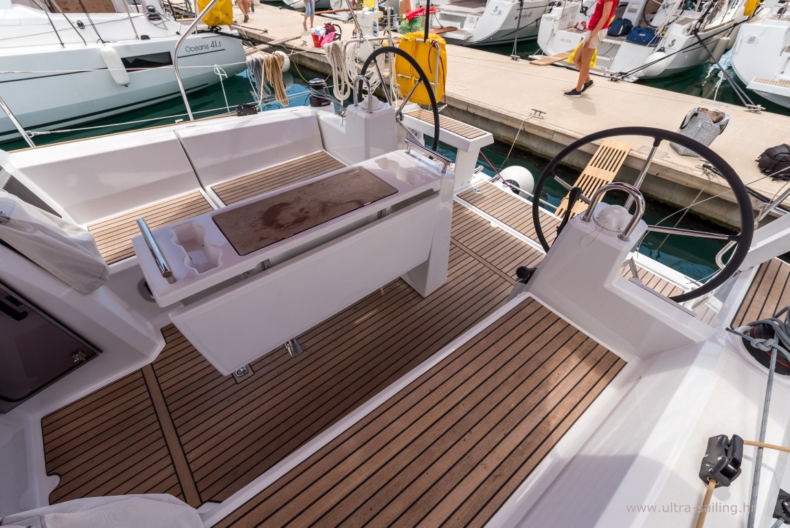 Photo #19 - Oceanis 35.1 (BELA) in Split - 10787
