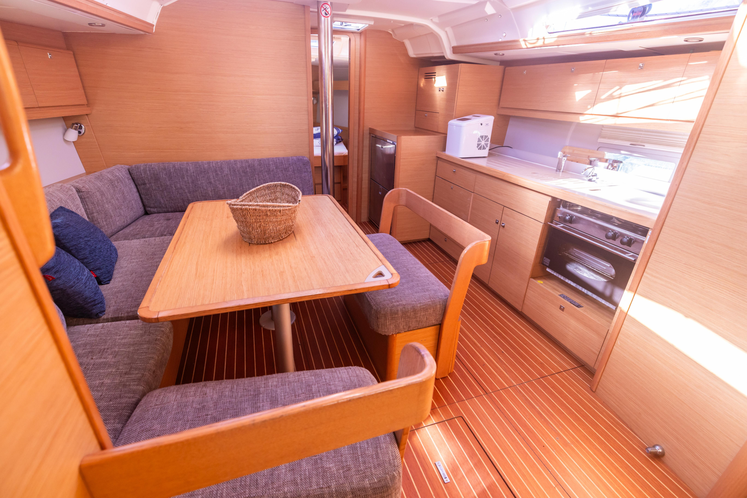 Dufour 430 — photo 8