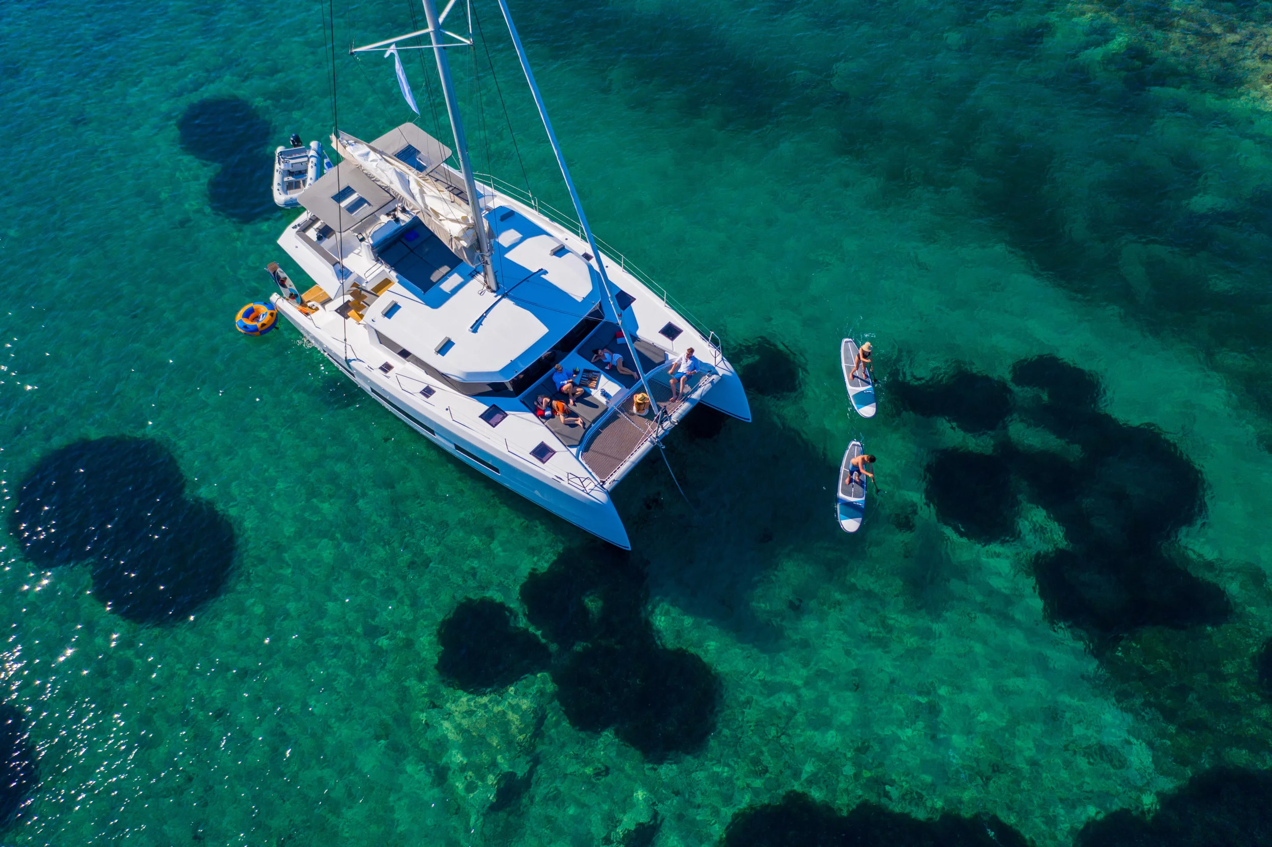 Dufour 48 Catamaran (Mojito)  - 16