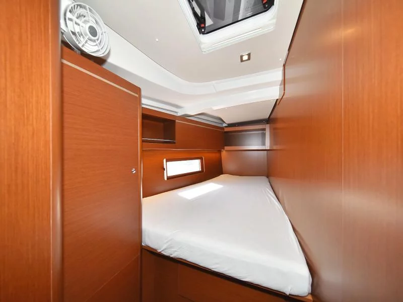 Oceanis 46.1 (Antonela M)  - 23