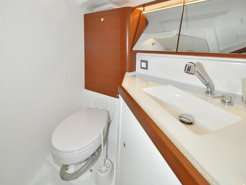 Oceanis 46.1 (Antonela M)  - 58
